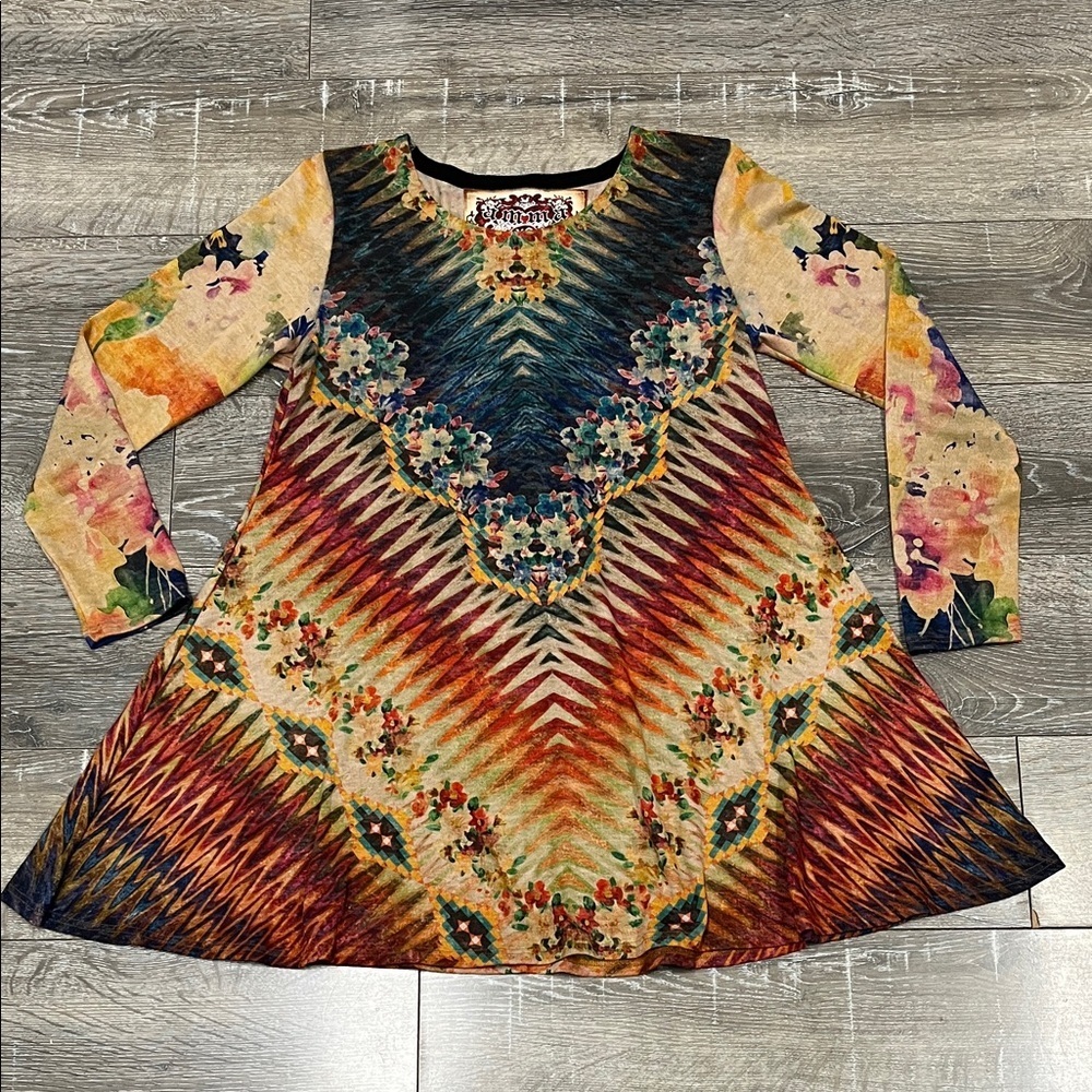 Women’s Amma Design made in LA colorful tunic size XS